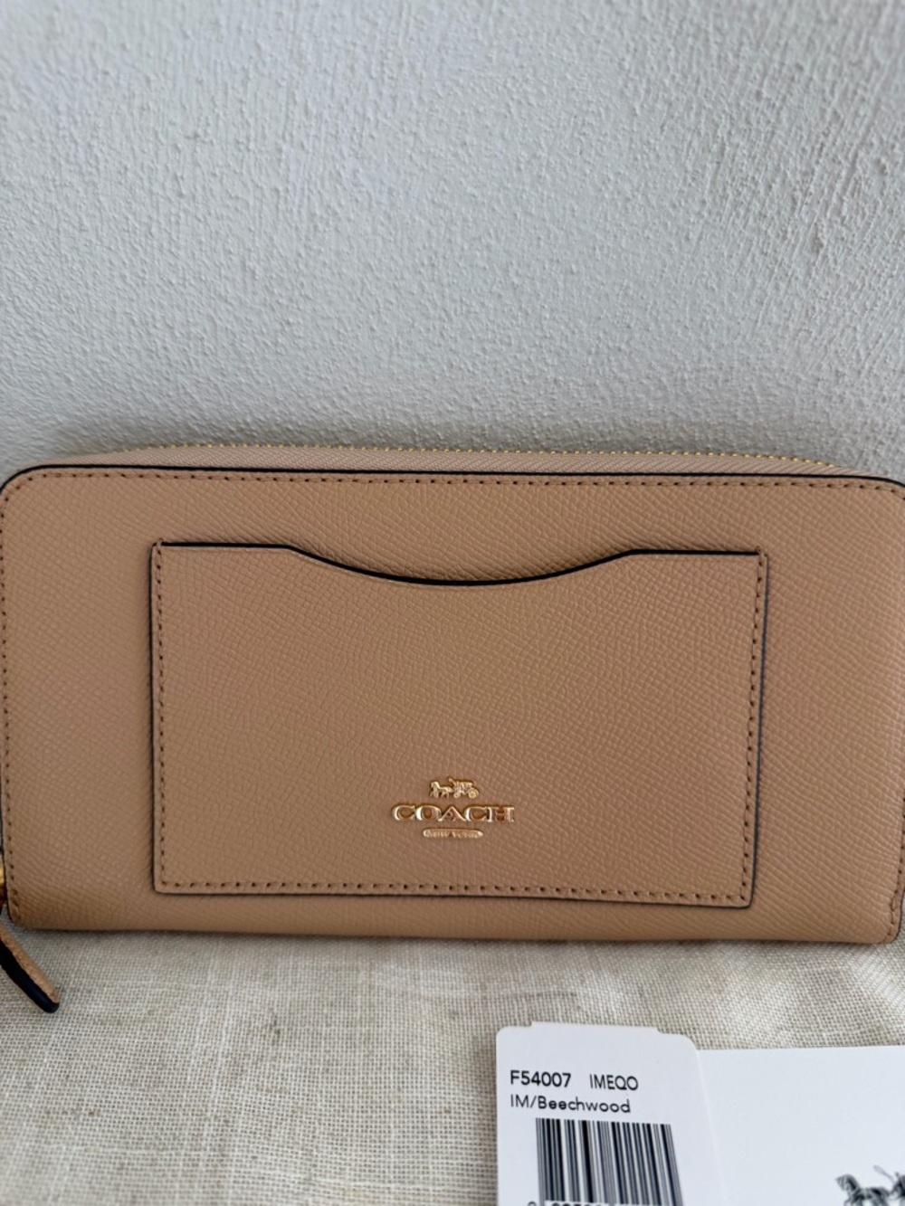 Coach Beechwood Beige Crossgrain Leather Zip Wallet NWT - Picture 2 of 9